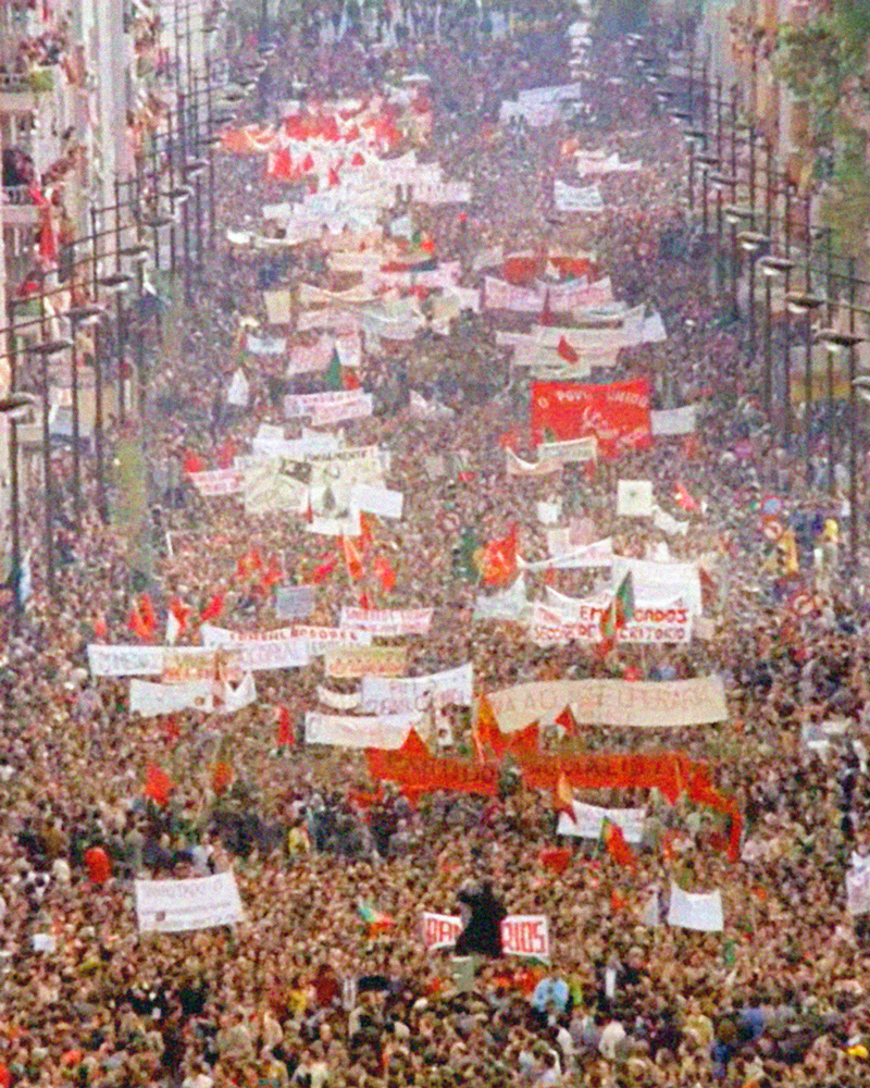 Imagem As Armas e o Povo